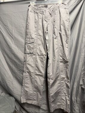 Women's Light Gray Wide-Leg Cargo Trousers